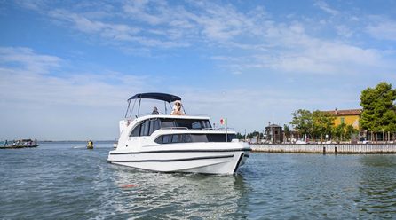 Vacanze a bordo di una Houseboat